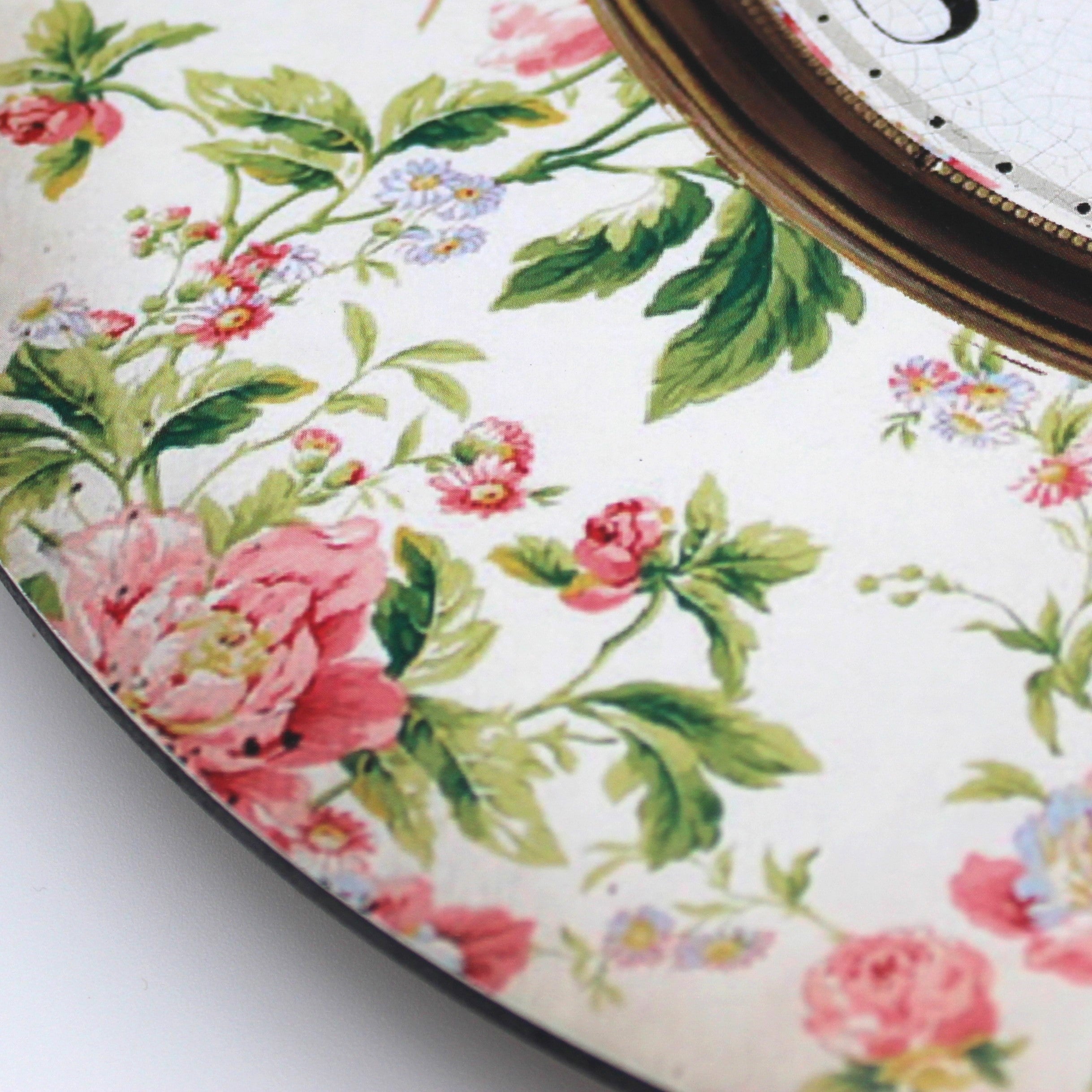 Horloge murale fleurie