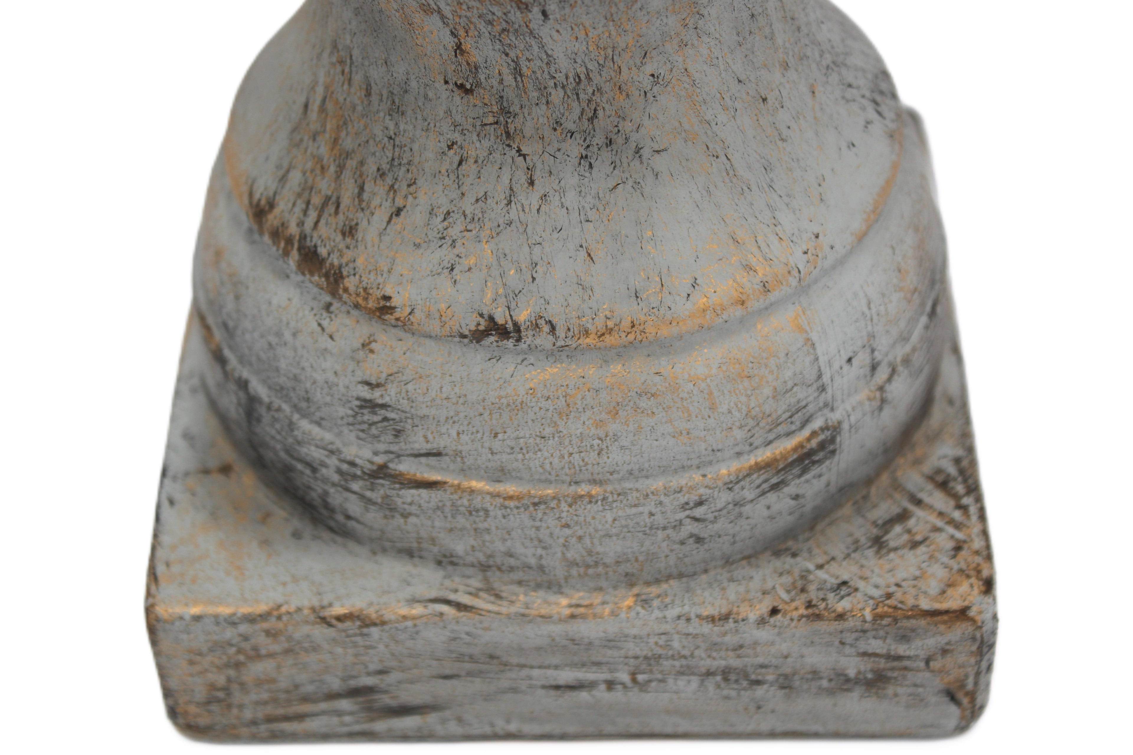 Pomme de pin décorative