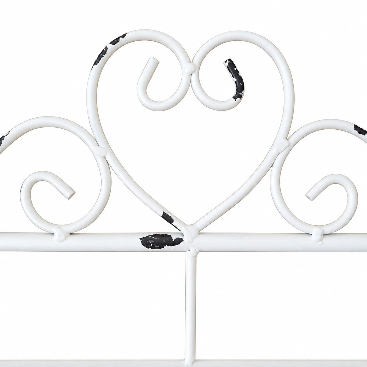 Etagère porte-serviettes murale en métal blanc patiné