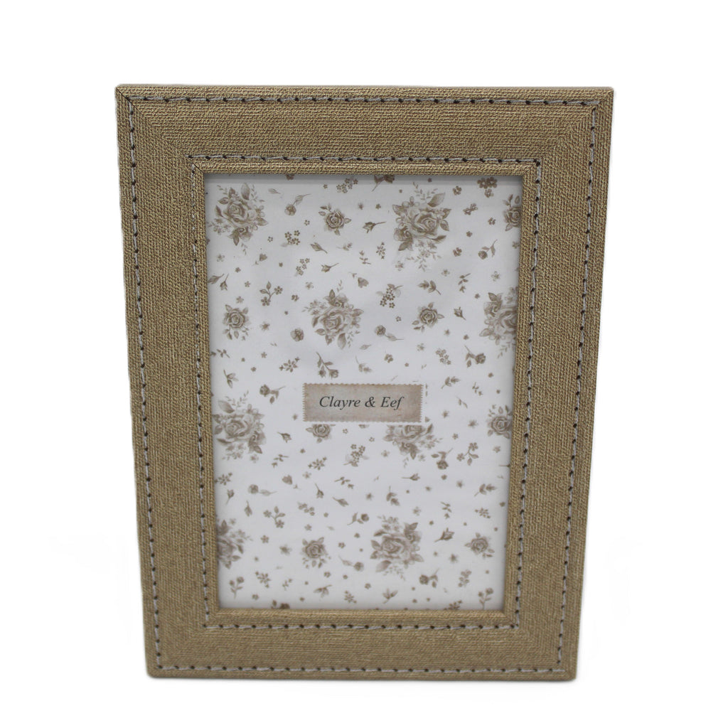 joli cadre photo 10x15 beige esprit campagne chic - maison de caractère - Clayre & Eef - Maison Ysance 