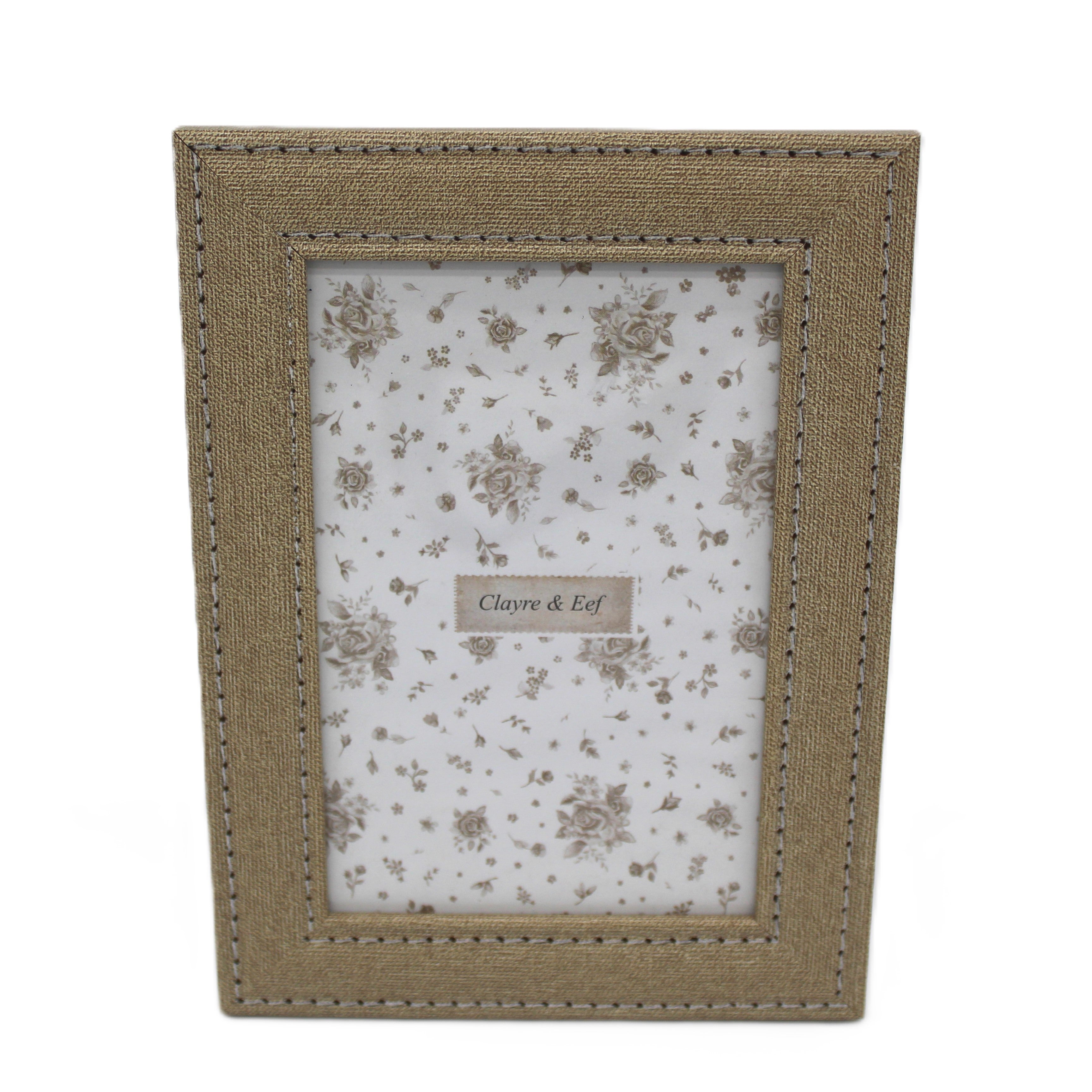 joli cadre photo 10x15 beige esprit campagne chic - maison de caractère - Clayre & Eef - Maison Ysance 