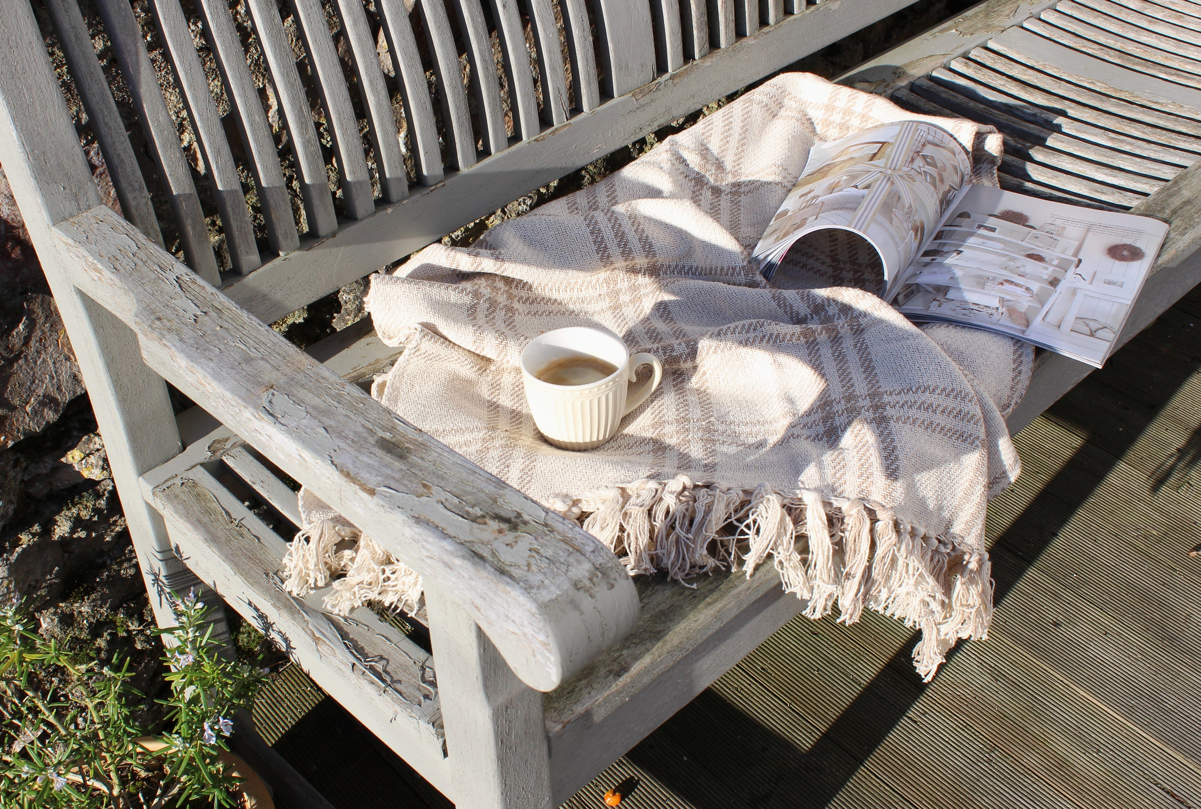 jolie couverture ou plaid pour un esprit campagne chic et maison de famille - Chic Antique- Maison Ysance