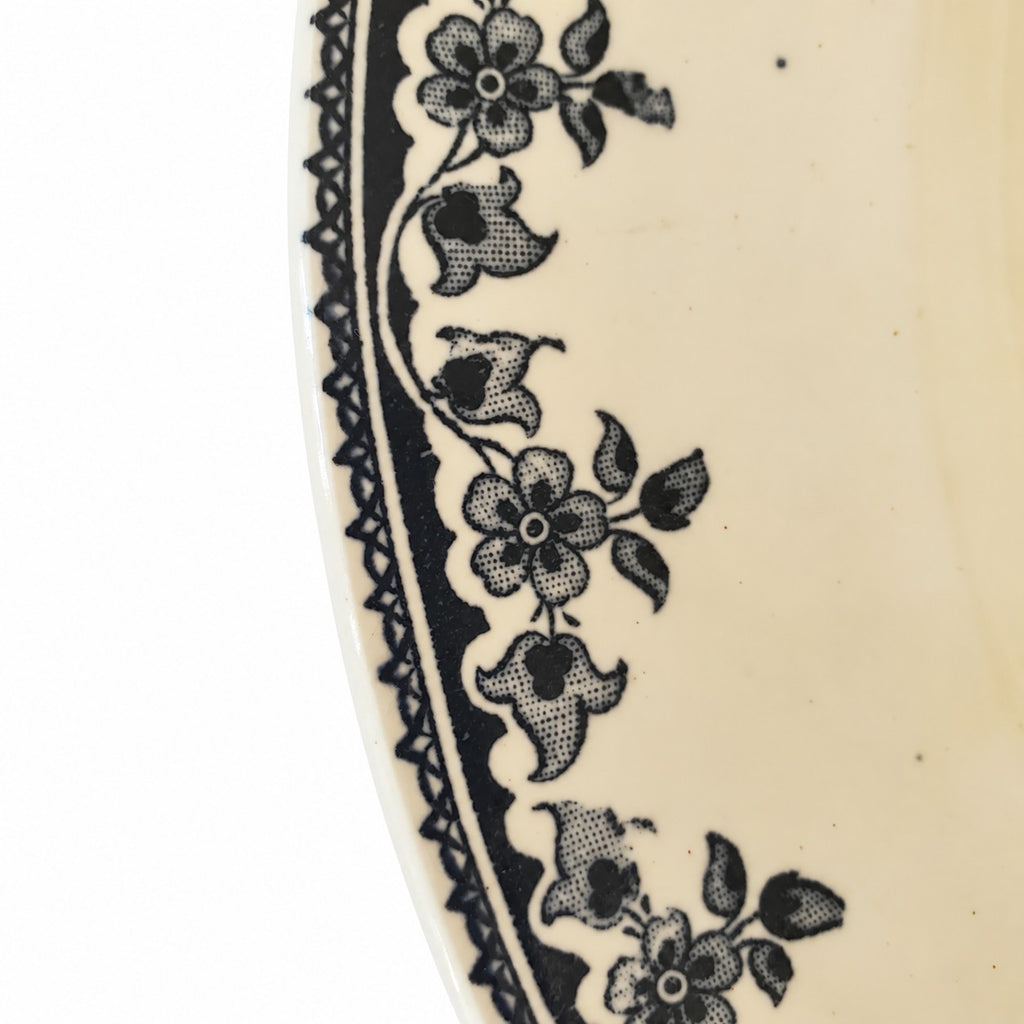 Grande assiette ancienne Terre de Fer