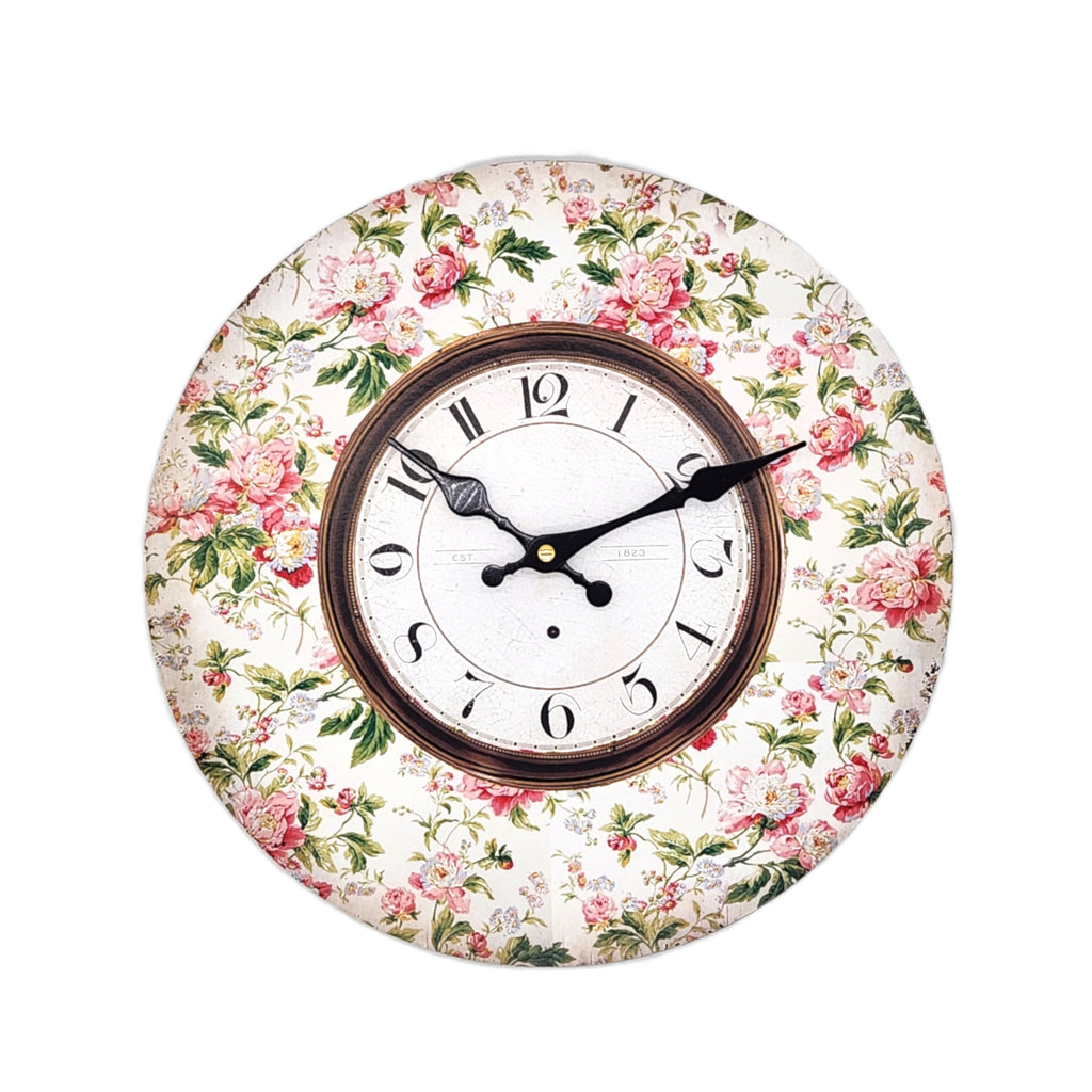 Horloge murale à motifs fleurs pour un style campagne chic et maison de famille - Chic Antique - Maison Ysance