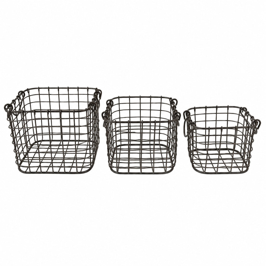 Lot de trois paniers carrés en métal de tailles différentes pour rangement campagne chic.