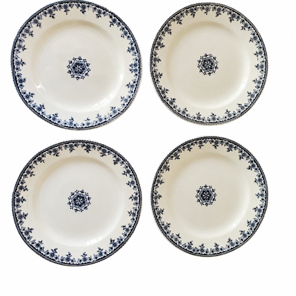 Lot de 4 assiettes anciennes Terre de Fer H.B & Cie modèle Gagny à décor floral bleu