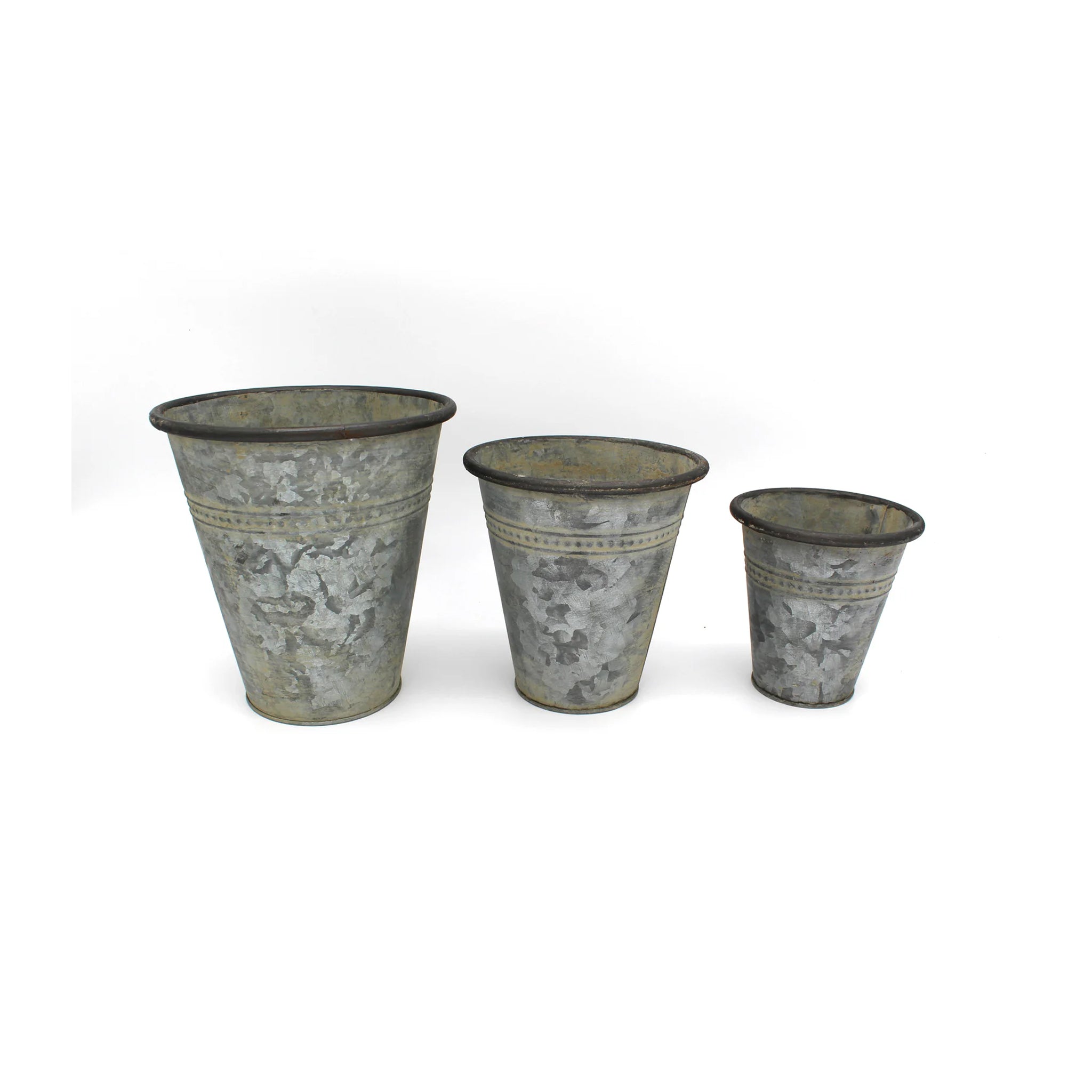 Très joli set de 3 cache-pots en métal décor zinc pour sublimer votre décoration campagne chic - Maison de charme -  Chic Antique - Maison Ysance